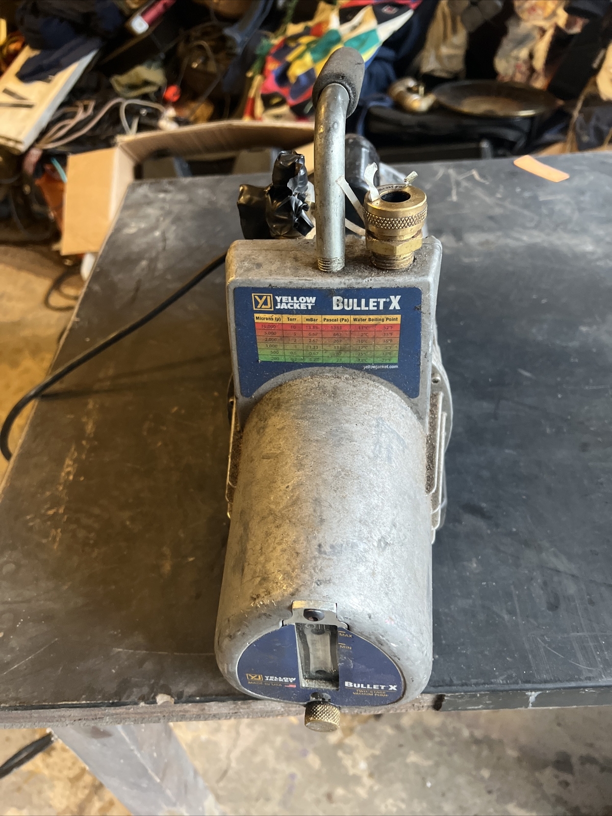 Yellow Jacket Bullet X TwoStage Vacuum Pump Model 93600 686800936000