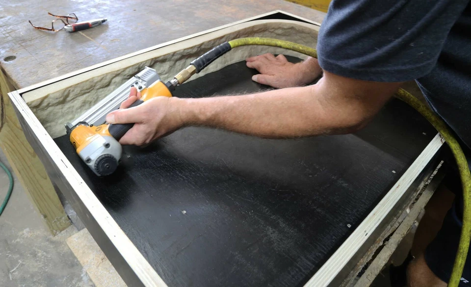 Stone Master Molds Chiseled Edge Concrete Countertop Edge Form Liner 10'x4"x1.75 - Image 4 of 4