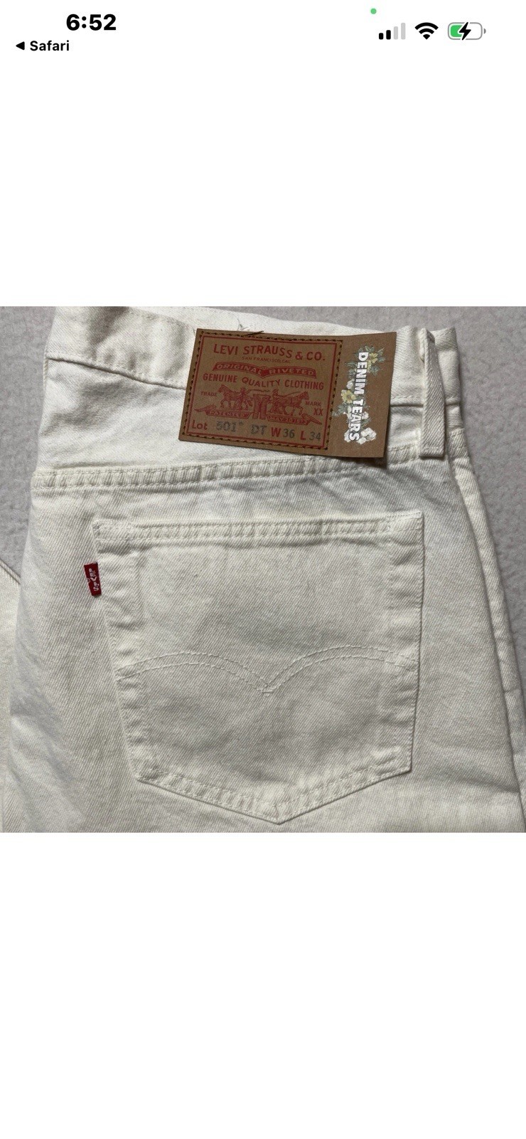 Button Fly 5-pocket Design