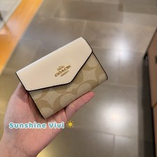 NWT Coach Flap Card Case In Signature Canvas CH202 LIght Khaki/Chalk