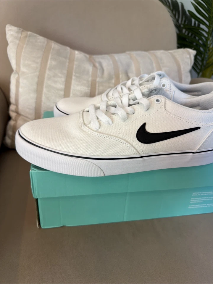 Nike SB Chron 2 Para hombres Talla 9 Blanco Negro Lona Skate Zapatos Atléticos DM3494 100 Foto 4 de 4
