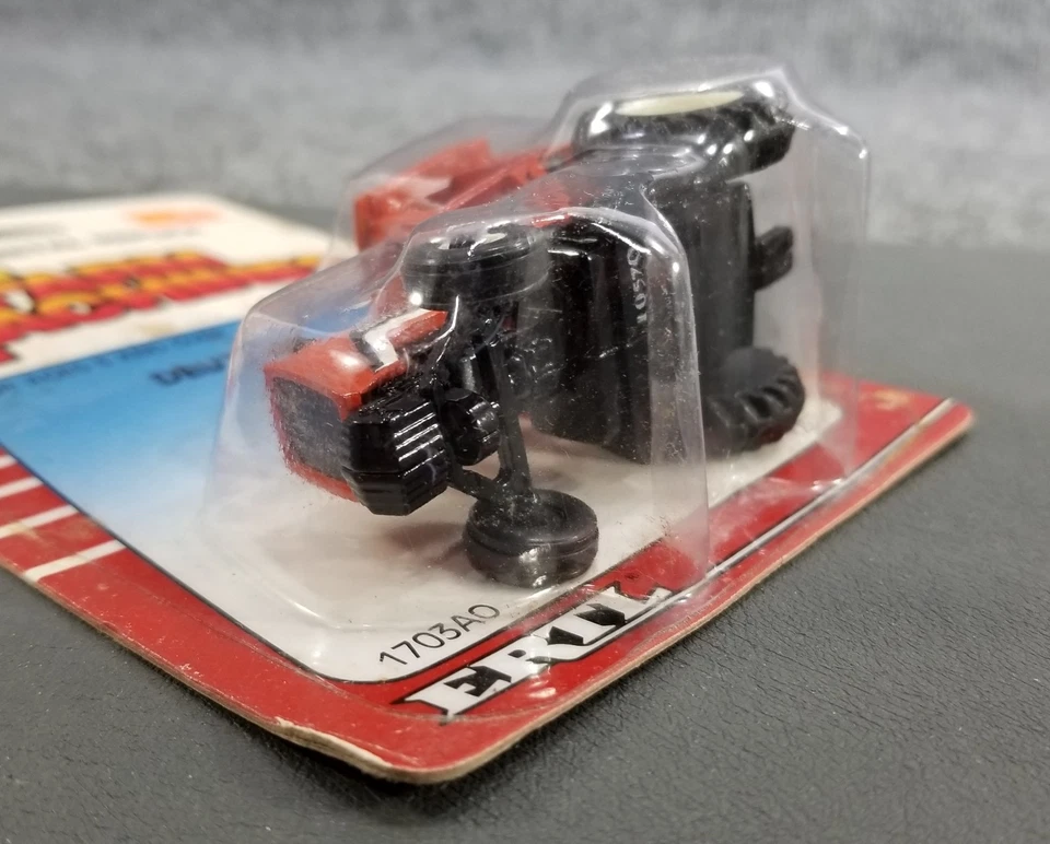 VTG ERTL 1/64 DEUTZ ALLIS TRACTOR W/CAB DIECAST METAL IOP - Image 3 of 4