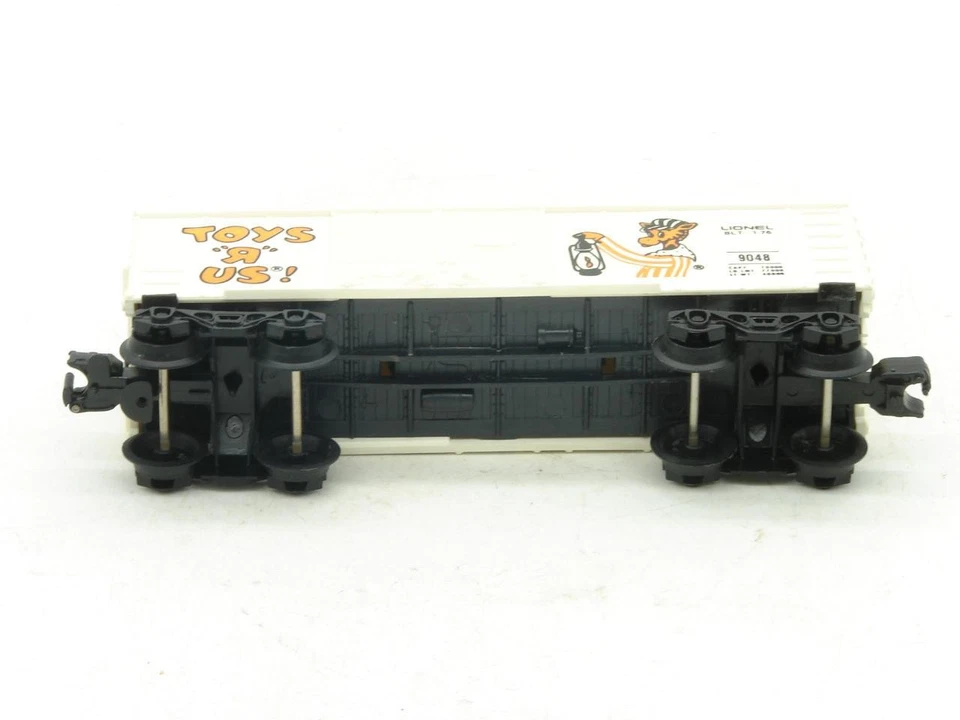 Lionel O Gauge O-27 Toys R Us Geoffrey Brakeman Box Car 9048 VGC - Image 2 of 4