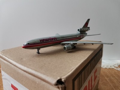 1:400 Gemini Jets DC-10-30 Hawaiian Airlines Unboxed UK