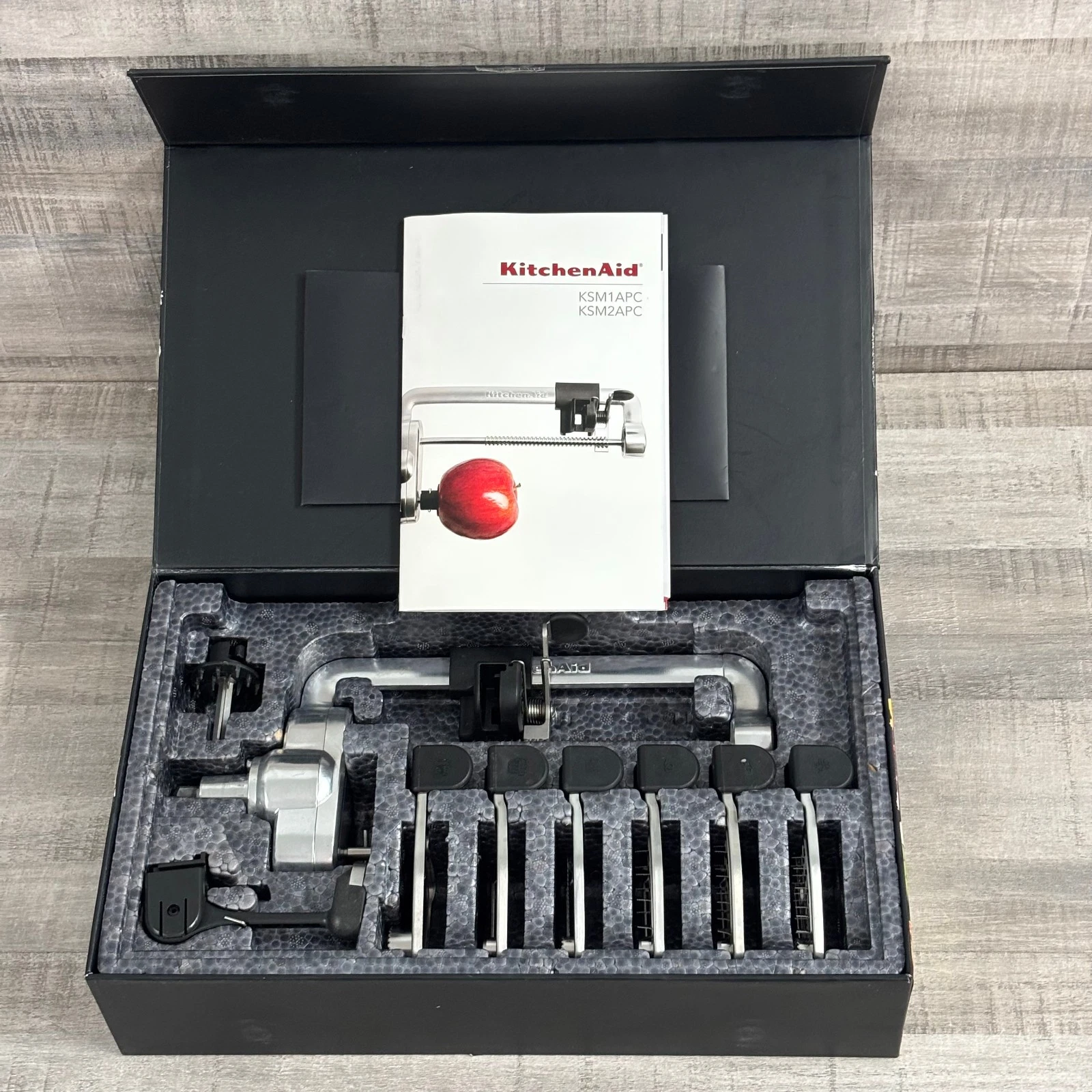 KITCHENAID 7 Blade Spiralizer Plus with Peel, Core and Slice (KSM2APC)