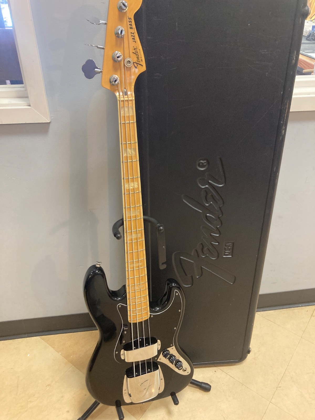 1980 Fender USA Jazz Bass Guitar Black 4 String American Vintage Maple Neck