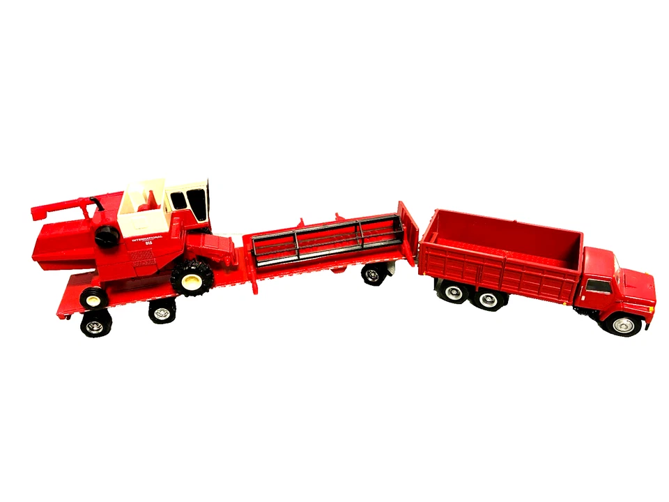 DCP International  Custom Built Grain Harvest - Combine & Trailer - Farm 1/64 - Image 2 of 4