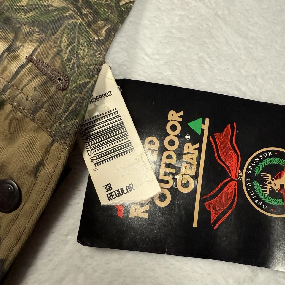 Vintage 1990’s Liberty Realtree Camo Overalls Deadstock NWT, Size 38x32 - Image 4 of 4