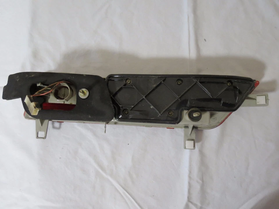 02-05 Luz maletero izquierda BMW 745i 745li 750i 750li OEM # 63.21-6 911 795 Foto 3 de 4