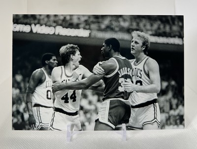 Larry Bird Holding Back Magic Johnson - NBA Finals - B&W 4x6 Photo - Legends  