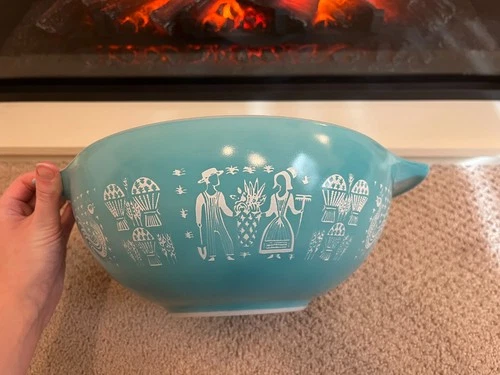 Vintage Pyrex 4 Qt Amish Butterprint Cinderella Turquoise Blue 444 Mixing Bowl