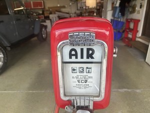 ECO Air Tireflator Service Station Air Pump Inflator w/ Hose Serial 83542 Red