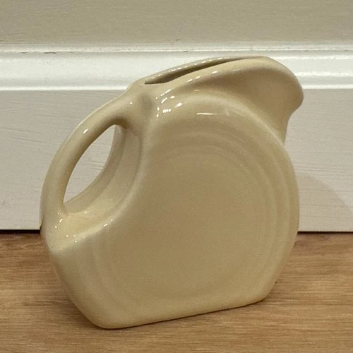Fiestaware Vintage Ivory Water Disc Pitcher Fiesta