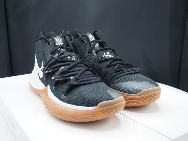 nike kyrie v