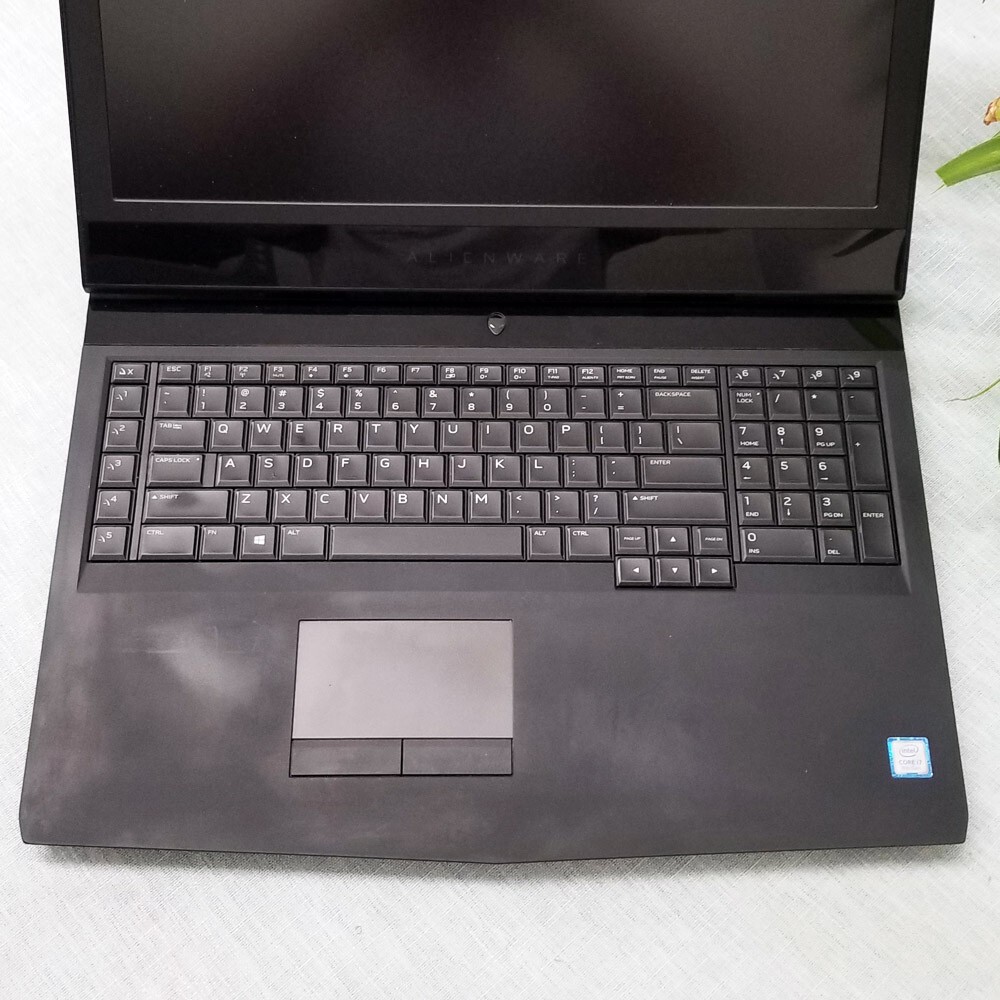 Alienware 17 R5 Core i7-8750H 2.20GHz 32GB-RAM 512GB-SSD + 1TB-HDD GTX ...