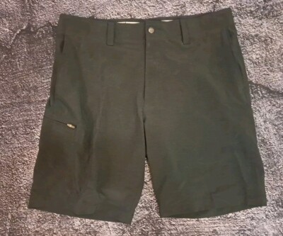 Callaway Men's Moisture Wicking Solid Cargo Casual Golf Shorts