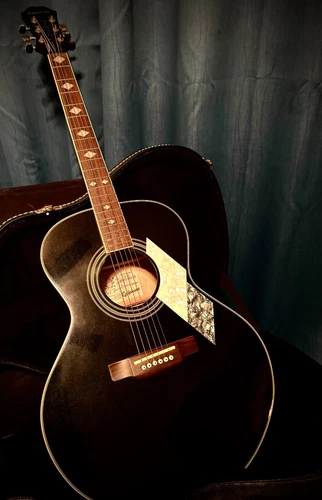 Neil Diamond Epiphone SQ-180 Signature Guitar - FREE SHIPPING
