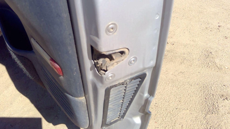 Sierra 1500 1992-1999 pasajero puerta delantera derecha pestillo con varillas/cables 16631626 Foto 4 de 4