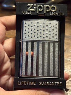 New in box 2003 Zippo lighter American Flag