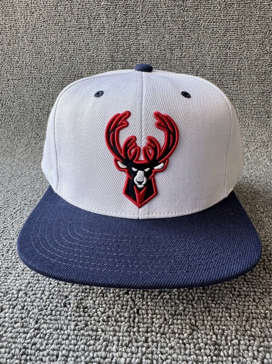 Mitchell & Ness Bucks Snapback Hat Navy White Retro NBA Cap Adjustable