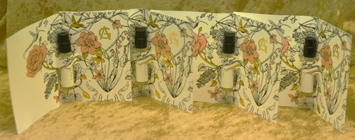 L'ILE AU THE GOUTAL EAU DE TOILETTE 4 x SAMPLES 0.05 FL. OZ. 1.5 ML SPRAY - Picture 9 of 9
