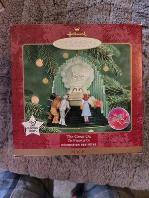 Hallmark Ornament Wizard Of Oz The Great Oz Light/Sound 2000 Collectible 3D