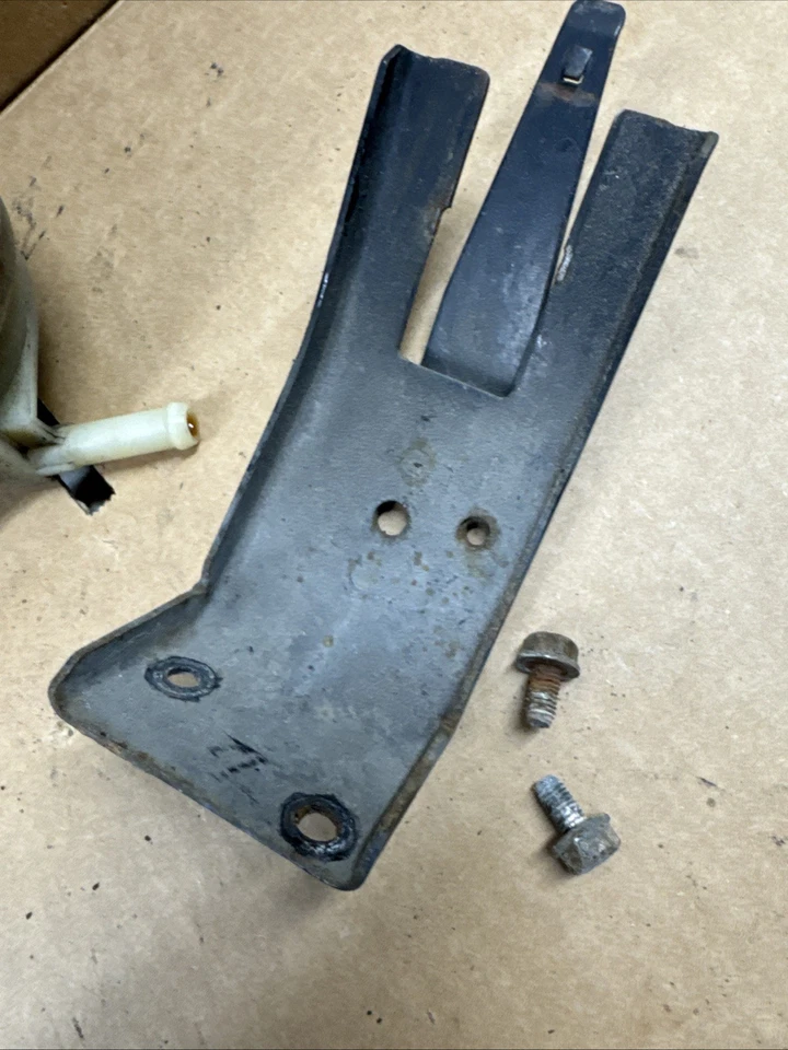 Subaru Impreza WRX STI 2004 2005 2006 2007 botella de depósito de dirección asistida B172 Foto 3 de 4