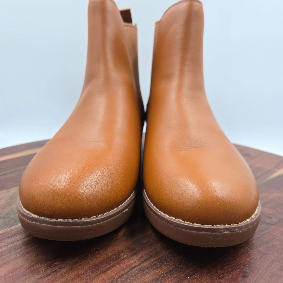 Botas FitFlop Sumi Femininas 8.5 Couro Marrom Conforto Chelsea Tornozelo Botinhas - Imagem 2 de 4