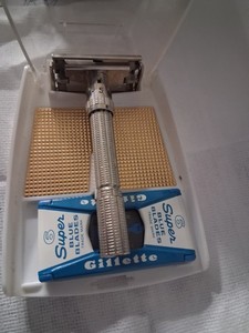 Gillette Adjustable Razor  1962 Vintage