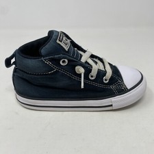 Converse Shoes Back and White Hightop For Toddler Size 9