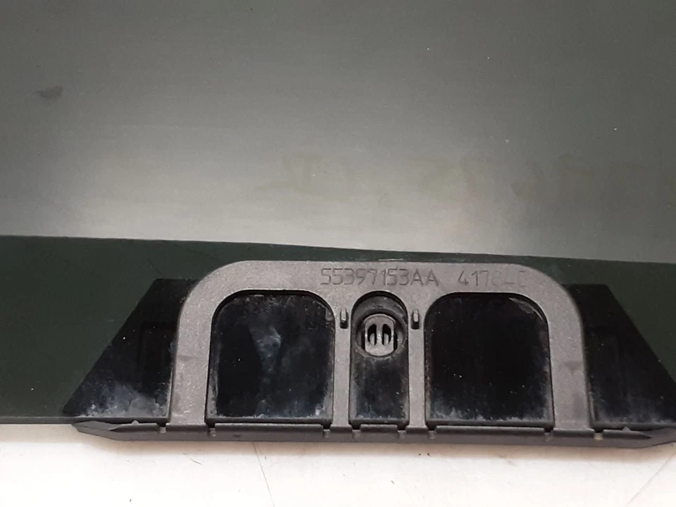 Jeep JK Wrangler OEM Mopar Driver puerta trasera vidrio de privacidad tintado 2007-2017 97827 Foto 2 de 4