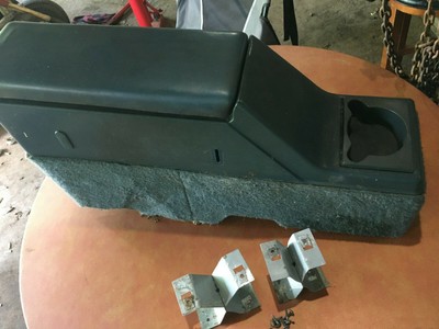 1992 Chevy S10 Blazer Center Console Armrest OEM Blue Gmc Jimmy Trim