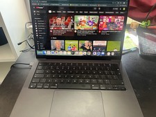 Apple M4 MacBook Pro Laptop 14.2 Inch 16GB 1 Terabyte Macintosh HD