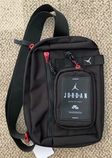 Jumpman Air Jordan Nike Crossbody Bag Pouch Travel Pack Pac MA0839-023 $50