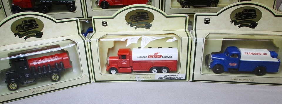 Lot of 10 Lledo England Chevron Commemorative Model Diecast Vehicles - Image 3 of 4