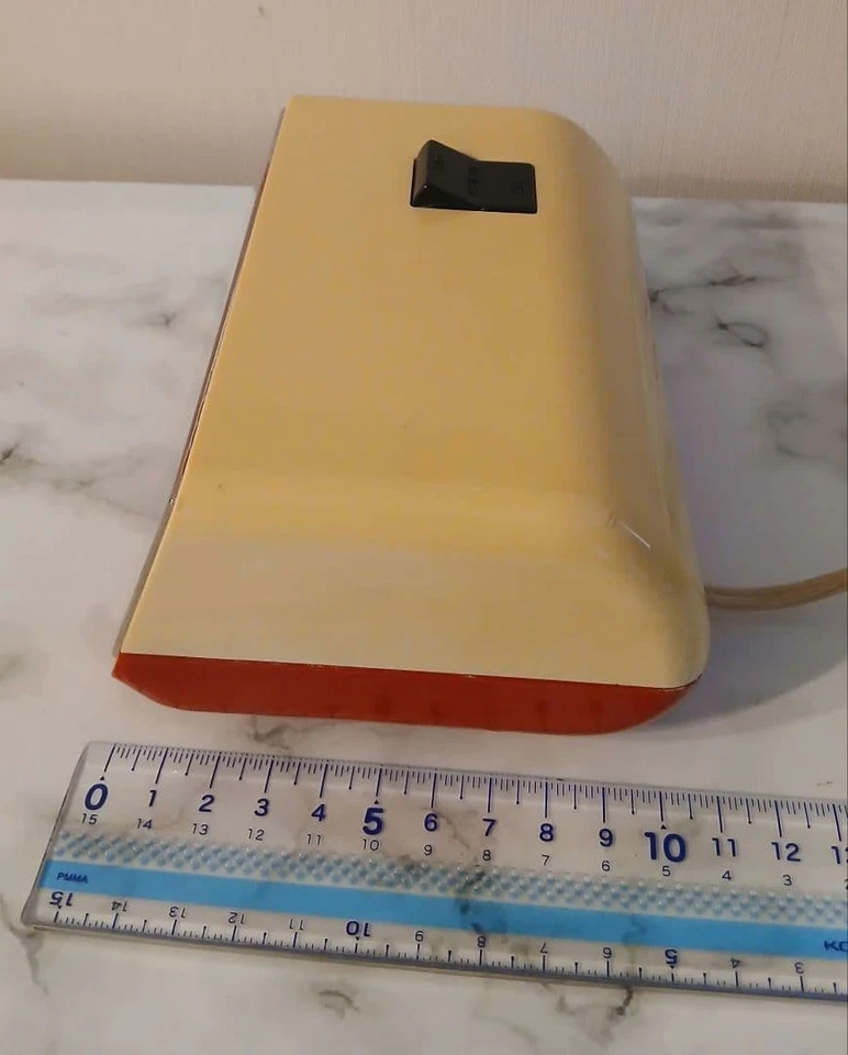 Citizen Vintage Flip Clock Hi-Leaf Curtis 50/60Hz Beige Red Japan Retro - Image 3 of 4