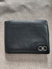 Salvatore Ferragamo Genuine Black Leather Bi-Fold Wallet Preowned — photo 1