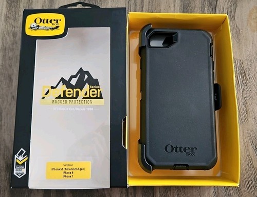 Otterbox Defender w/Holster & Built In Screen Protector iPhone 7/8/SE Black NEW