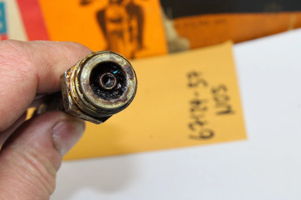 Harley-Davidson Flathead 45 WL WLA WR Speedometer Drive 67129-37 Segunda Guerra Mundial Nuevo de Lote Antiguo Foto 4 de 4