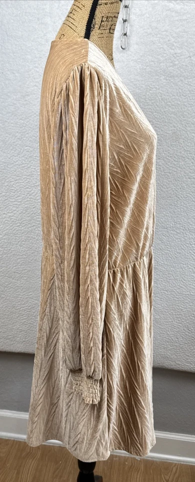 Cato Cream Crushed Velvet Wrap Dress Long Sleeve Womens XL  V Neck Holiday Party - Image 4 of 4