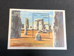 MALDIVES Stamp Lot Mysteries of the Universe STONEHENGE Mini Sheet MNH