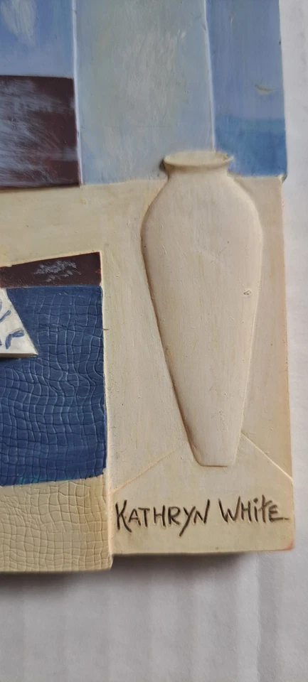 KATHRYN WHITE RESIN WALL ART PLAQUE 5X5 INCHES - Image 2 of 4