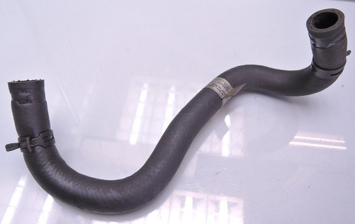 FORD TOURNEO CONNECT 1,8DI KÜHLWASSERSCHLAUCH SCHLAUCH / 4T163691AA (KP63)