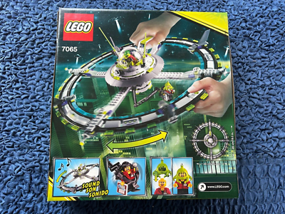 LEGO Space: Alien Mothership (7065) – Brand New, Sealed