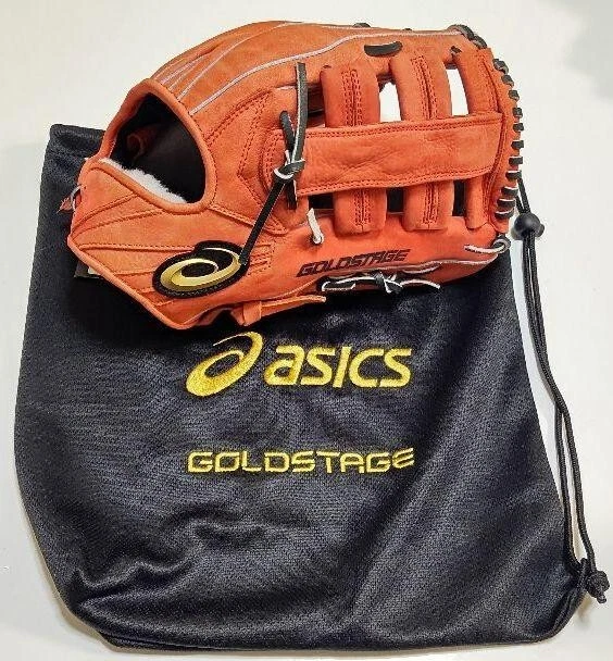 A detailed view of the Asics baseball glove worn by Shohei Ohtani