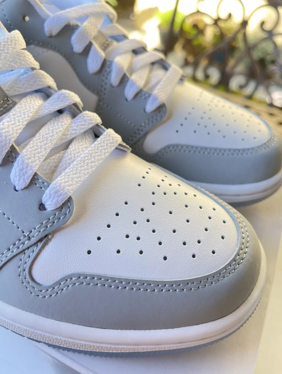 ★NIKE★ Air Jordan 1 Low W Wolf Gray White DC0774105 DC0774 JORDAN Air 1 Low DC0774 105 - Shiekh