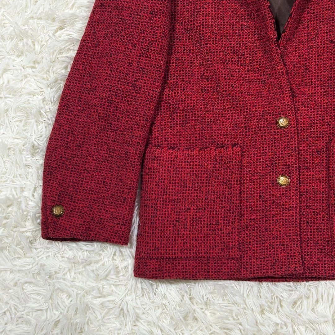 Giacca sartoriale CHANEL tweed rosso con bottoni oro cocco taglia 6