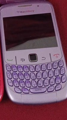 BlackBerry Curve 8520 2G 256MB Unlocked Bluetooth Smartphone-All colors