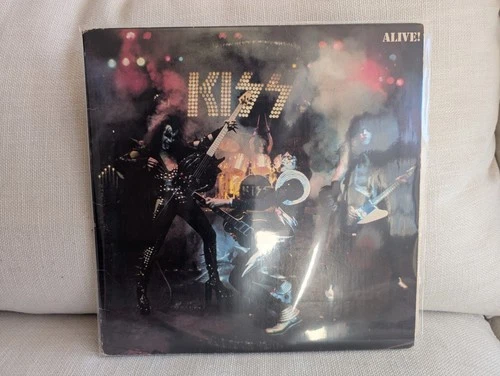 Kiss Alive! Double Vinyl LP Record 1975 First Edition with Booklet