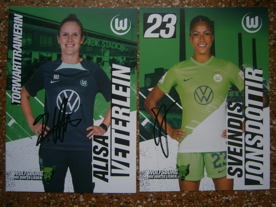 Frauenfußball - Bildautogramme - Sveindis Jönsdottir + Alisa Vetterlein - Bild 1 von 1
